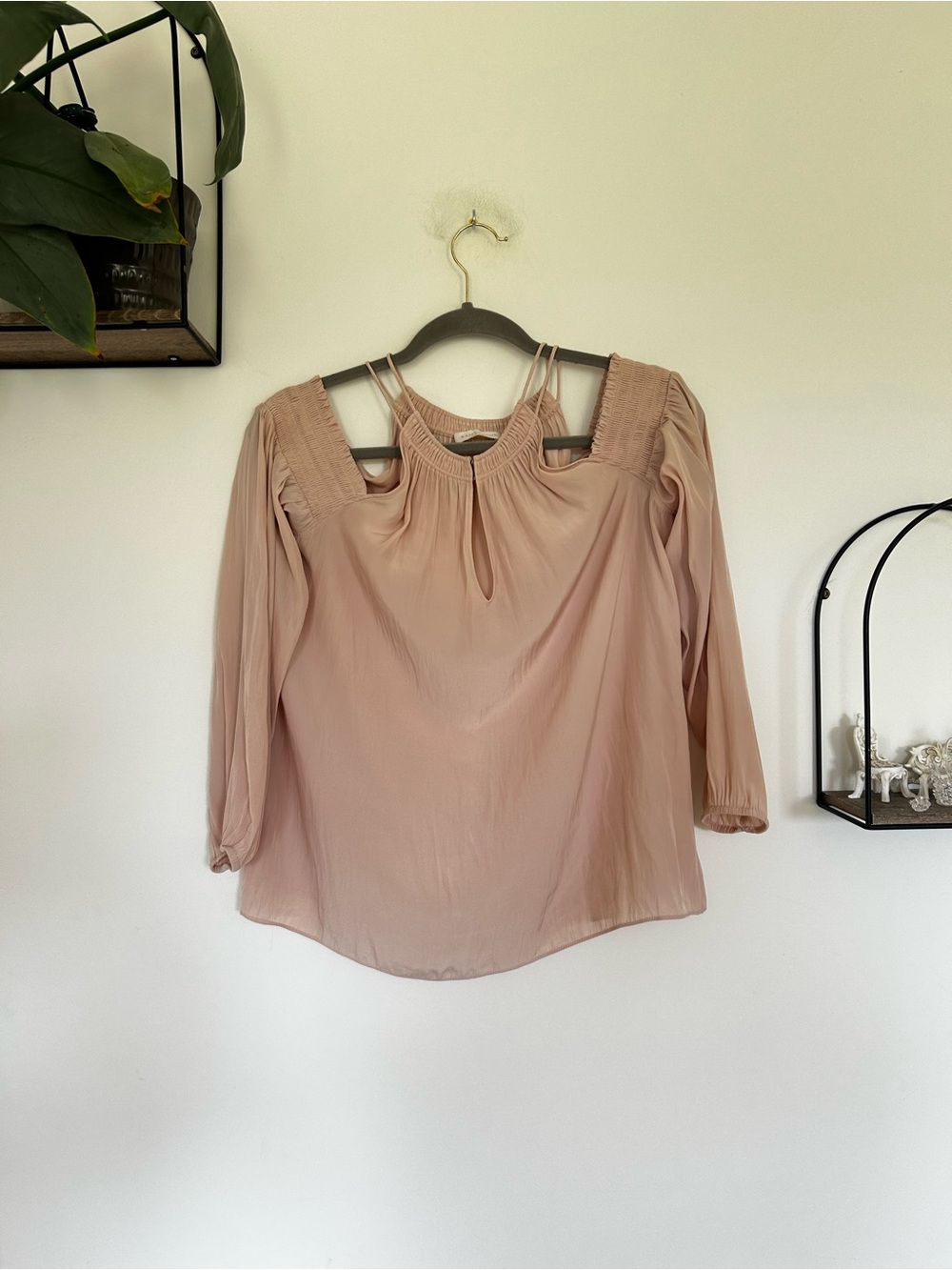 Ramy Brook‎ Light Pink Cold Shoulder Long Sleeve Blouse Size Small